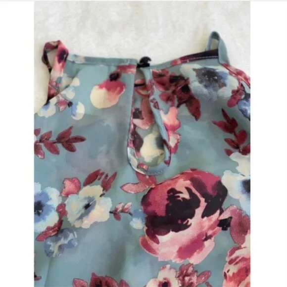 Floral Spaghetti Strap Tank Top Size S - Picture 2 of 3